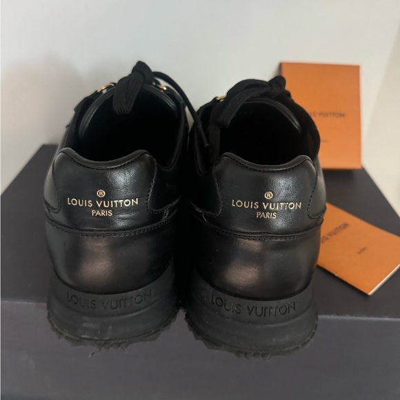 Black LV sneakers - Picture 4 of 5